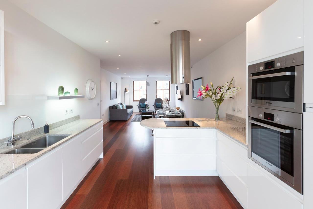 Hampden Apartments - The Charles ويندسور المظهر الخارجي الصورة