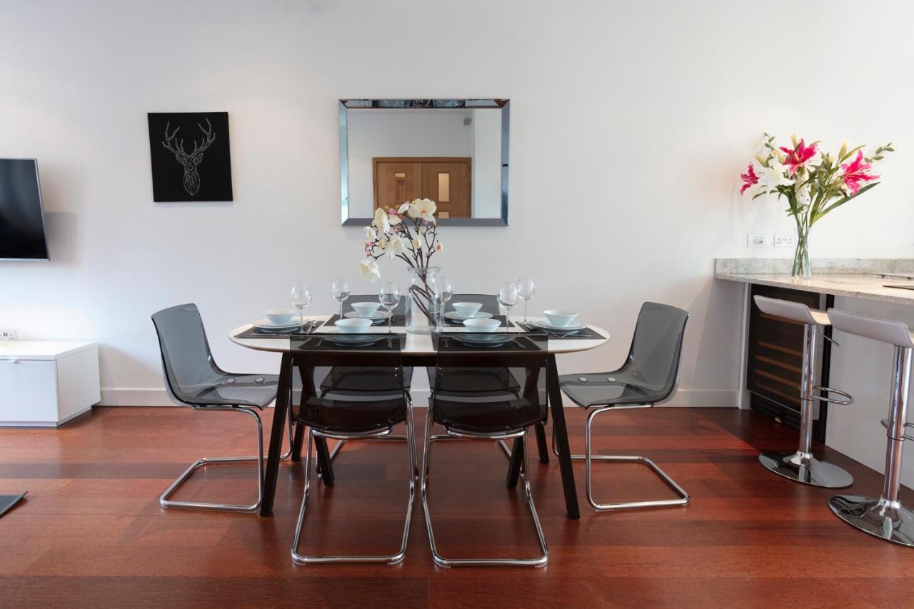 Hampden Apartments - The Charles ويندسور المظهر الخارجي الصورة