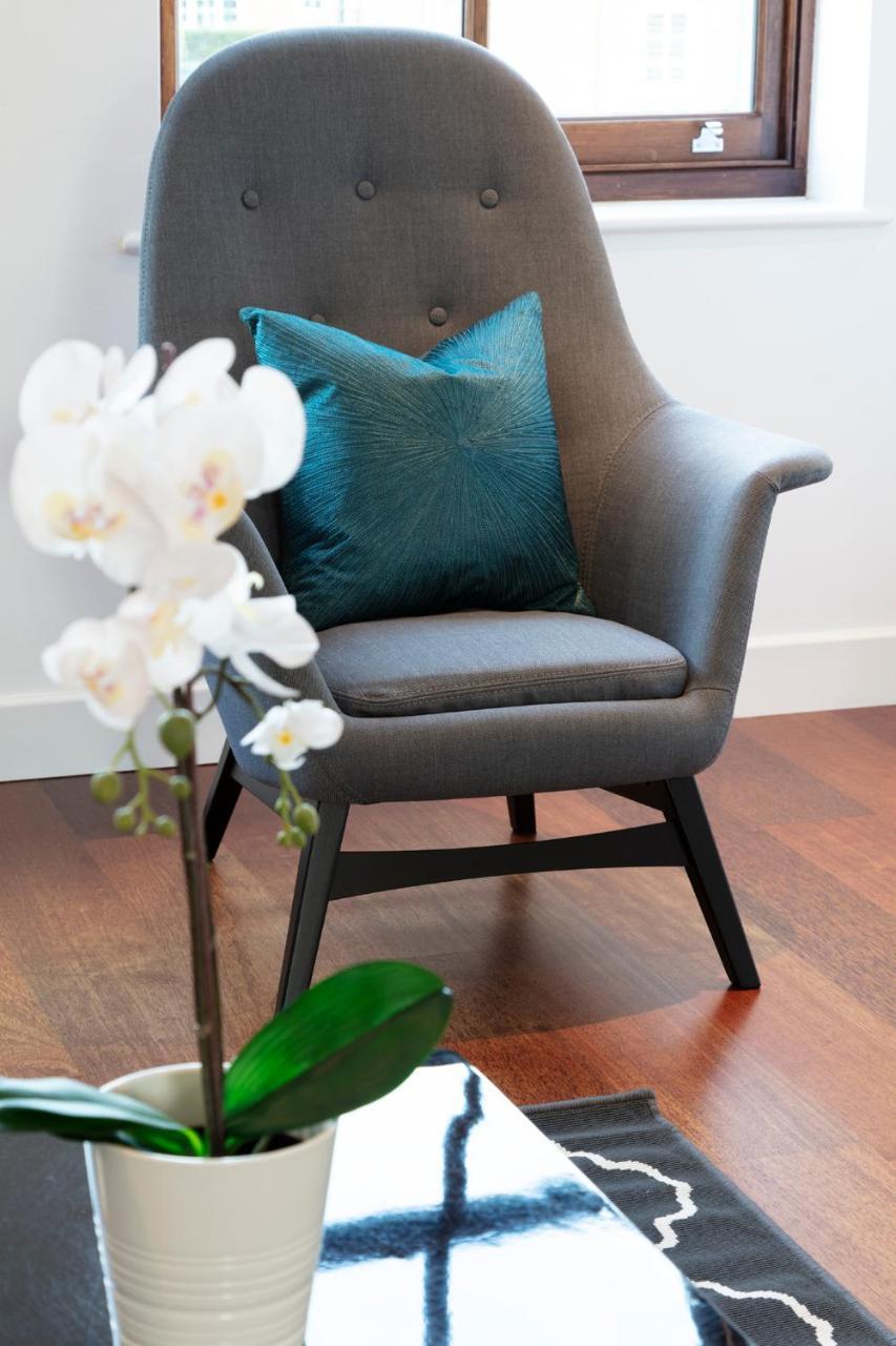 Hampden Apartments - The Charles ويندسور المظهر الخارجي الصورة